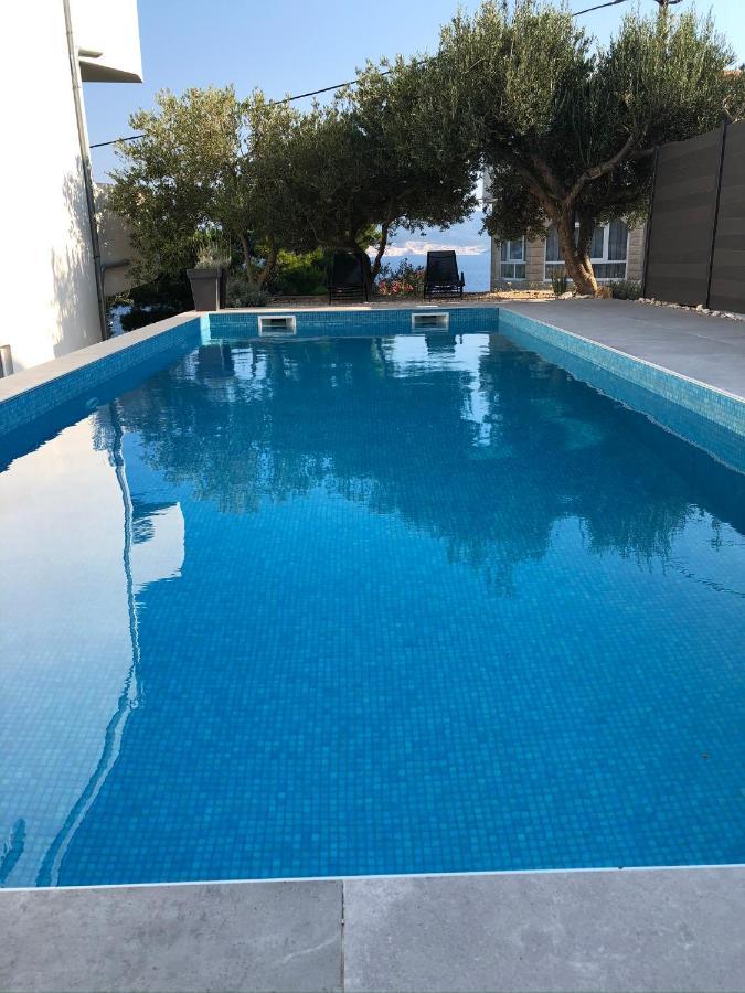 Apartmani Milka I Jozo Omis Bagian luar foto