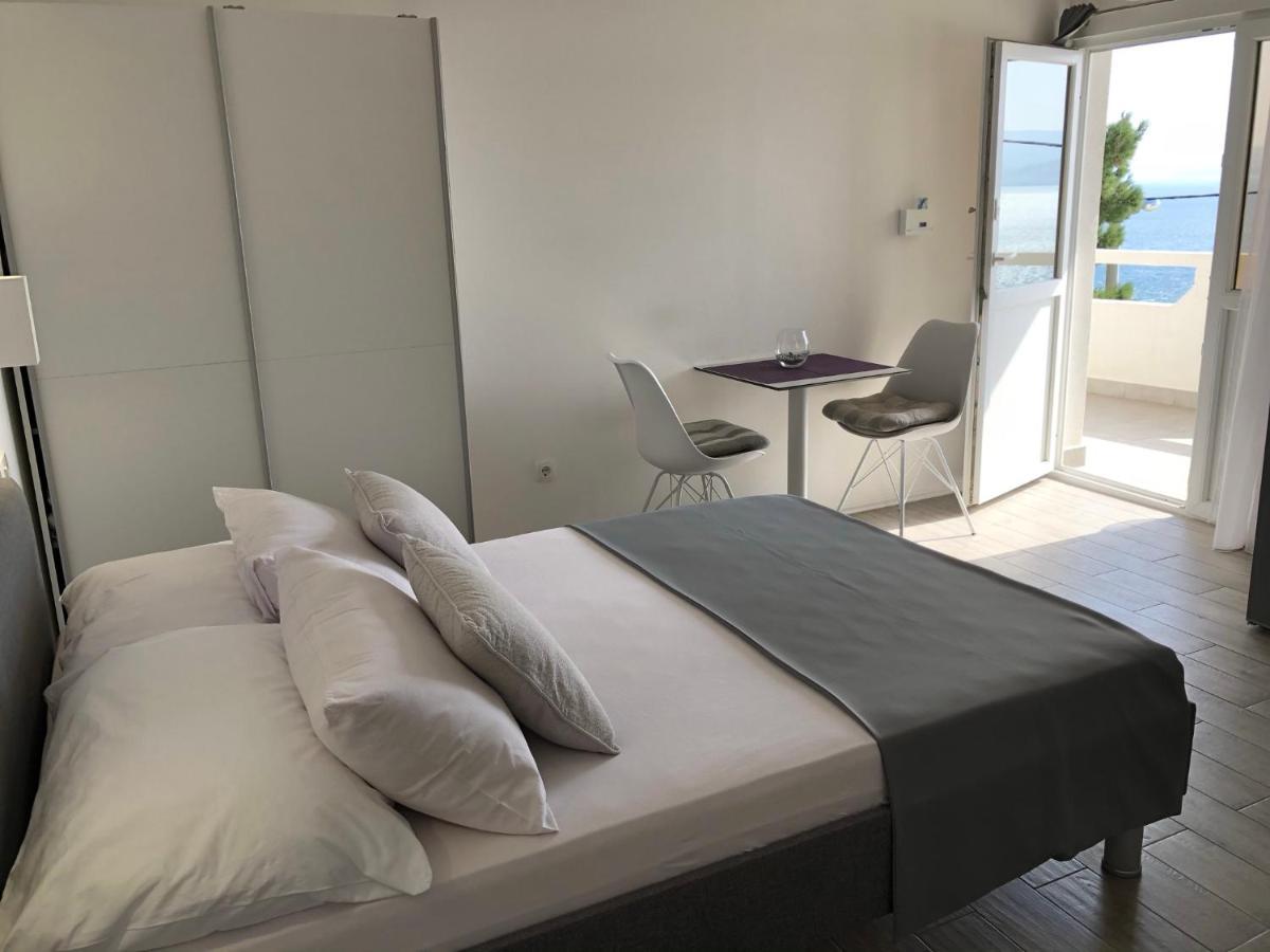 Apartmani Milka I Jozo Omis Bagian luar foto