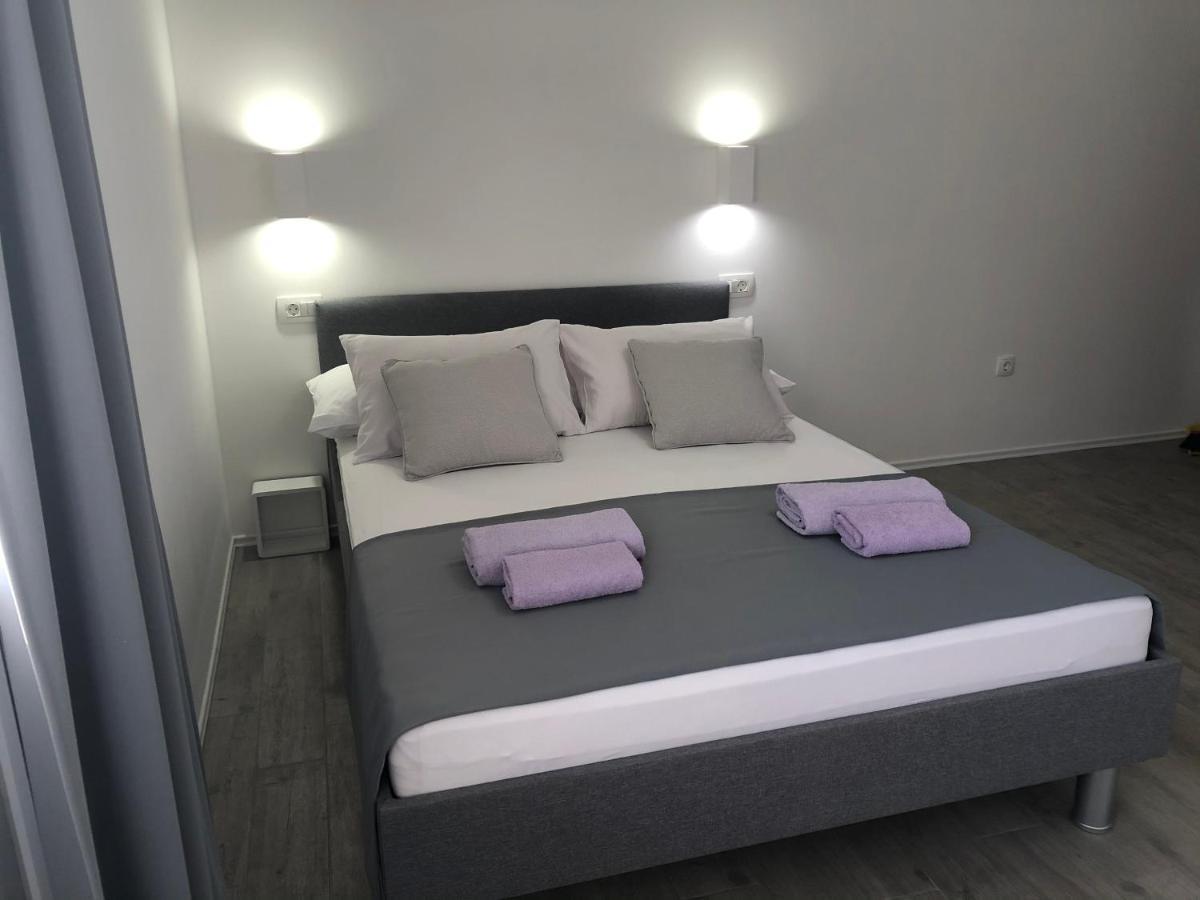 Apartmani Milka I Jozo Omis Bagian luar foto