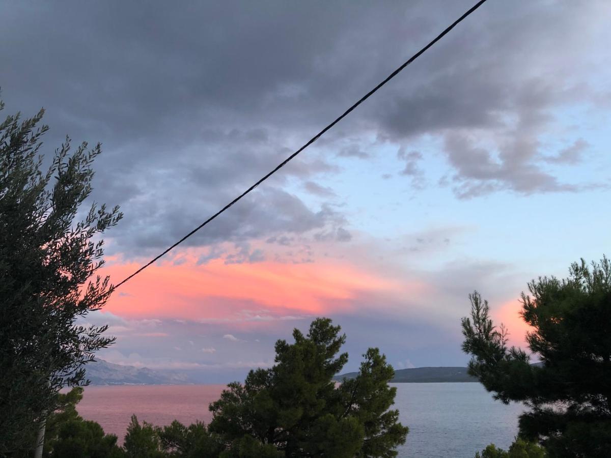 Apartmani Milka I Jozo Omis Bagian luar foto
