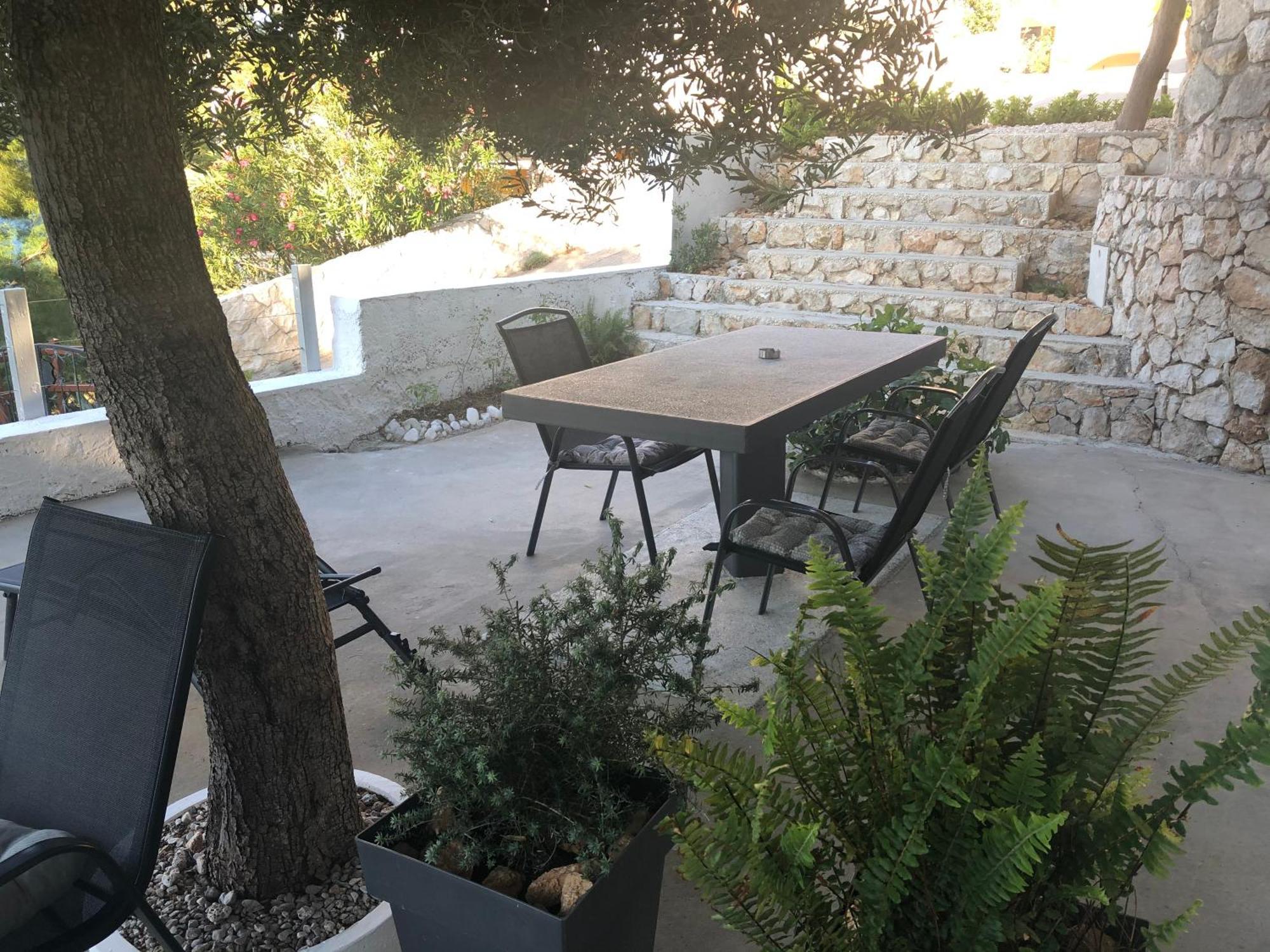 Apartmani Milka I Jozo Omis Bagian luar foto