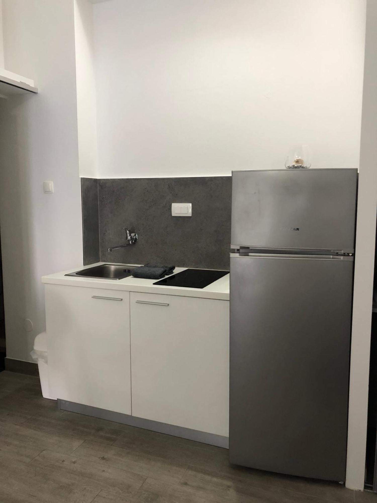 Apartmani Milka I Jozo Omis Ruang foto
