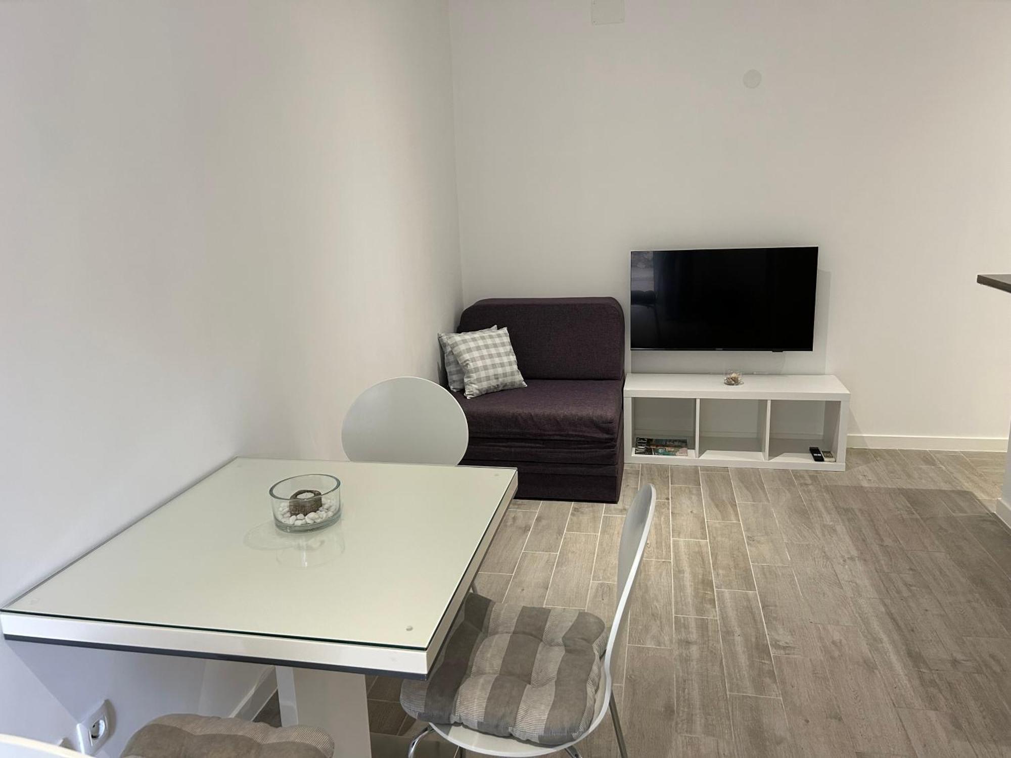 Apartmani Milka I Jozo Omis Ruang foto