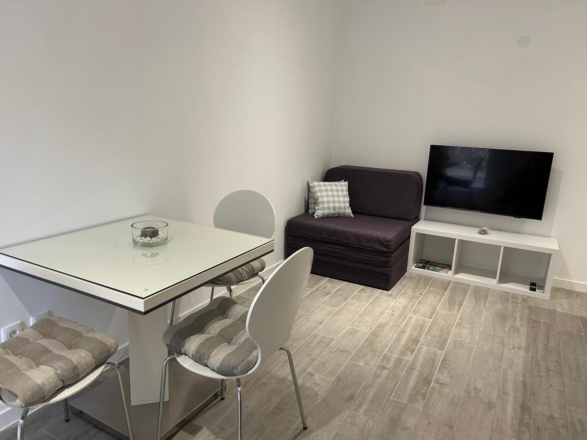 Apartmani Milka I Jozo Omis Ruang foto