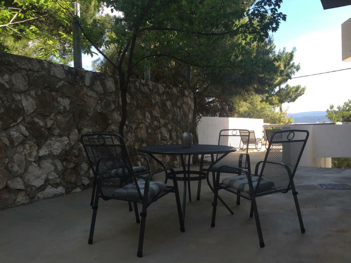 Apartmani Milka I Jozo Omis Bagian luar foto